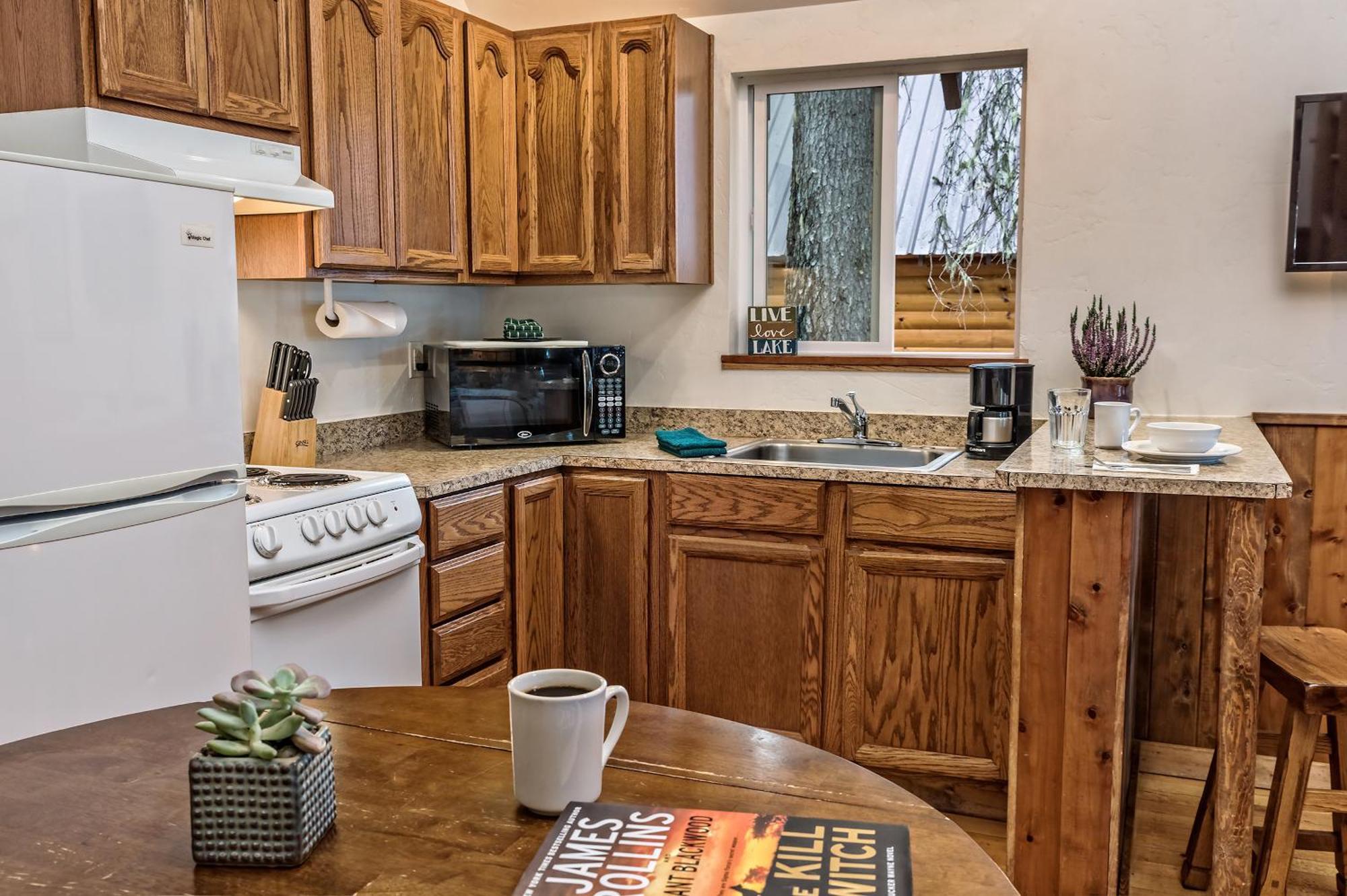 Shelter Cove Resort & Marina Odell Lake Room photo